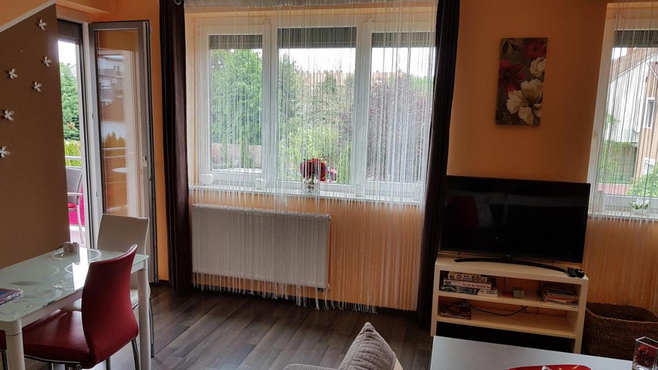 Zafir Sziget Apartman Sárvár Exteriér fotografie