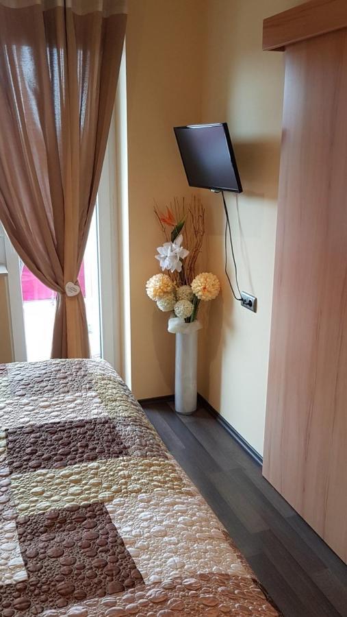 Zafir Sziget Apartman Sárvár Exteriér fotografie