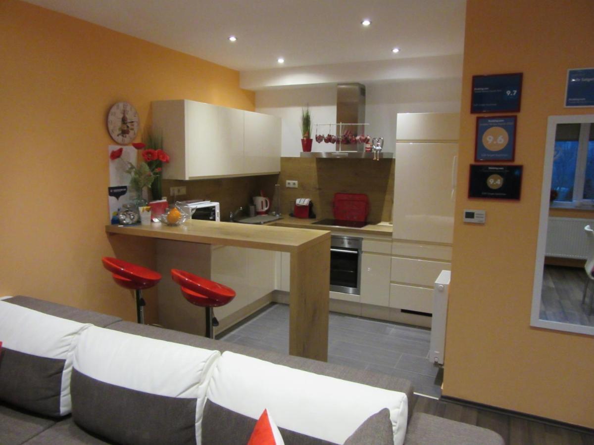 Zafir Sziget Apartman Sárvár Exteriér fotografie