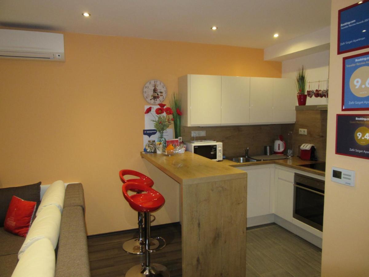 Zafir Sziget Apartman Sárvár Exteriér fotografie
