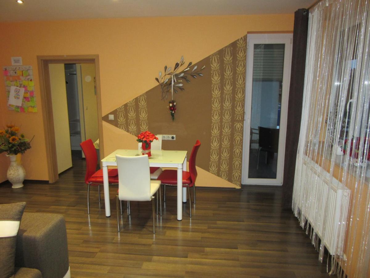 Zafir Sziget Apartman Sárvár Exteriér fotografie