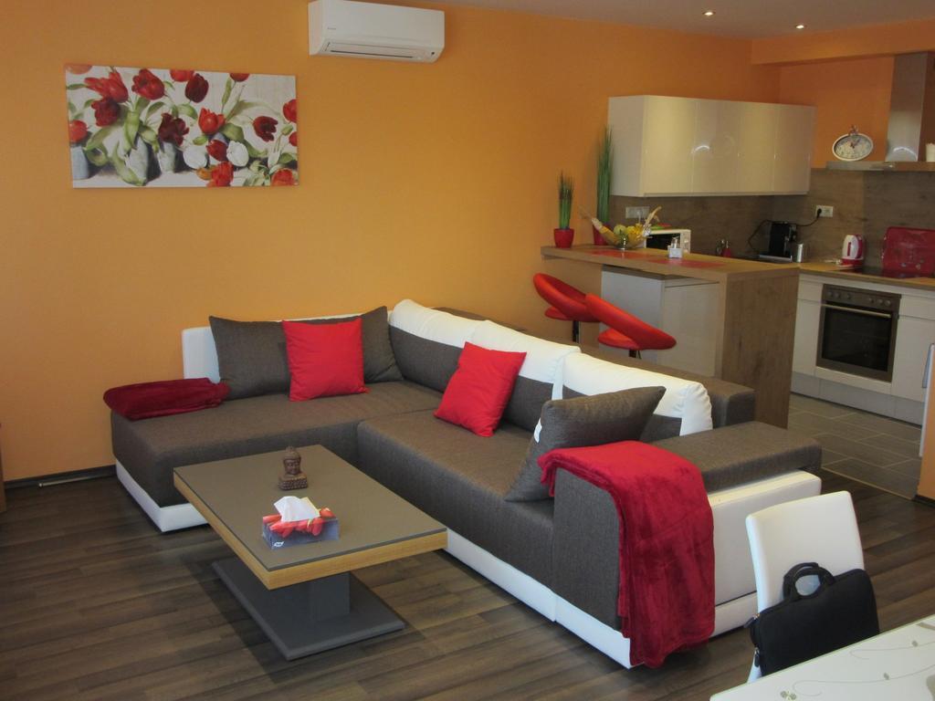 Zafir Sziget Apartman Sárvár Exteriér fotografie